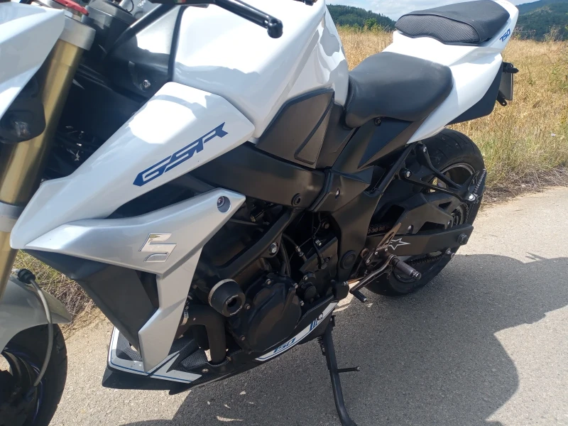 Suzuki Gsr GSR 750, снимка 8 - Мотоциклети и мототехника - 52474040