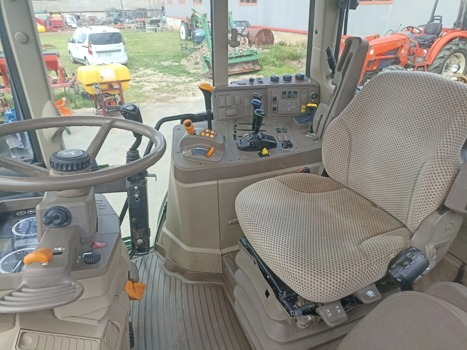 Трактор John Deere 6130 M, снимка 17 - Селскостопанска техника - 54362785