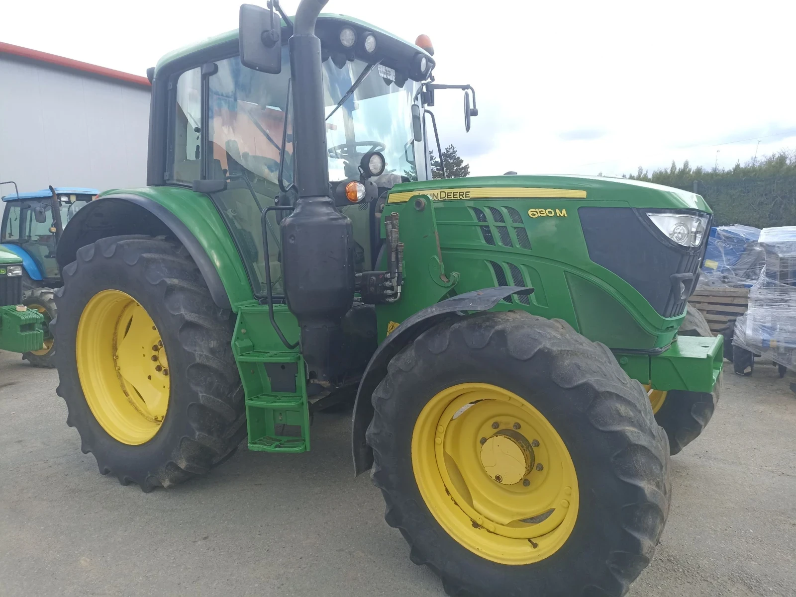 Трактор John Deere 6130 M, снимка 3 - Селскостопанска техника - 54362785