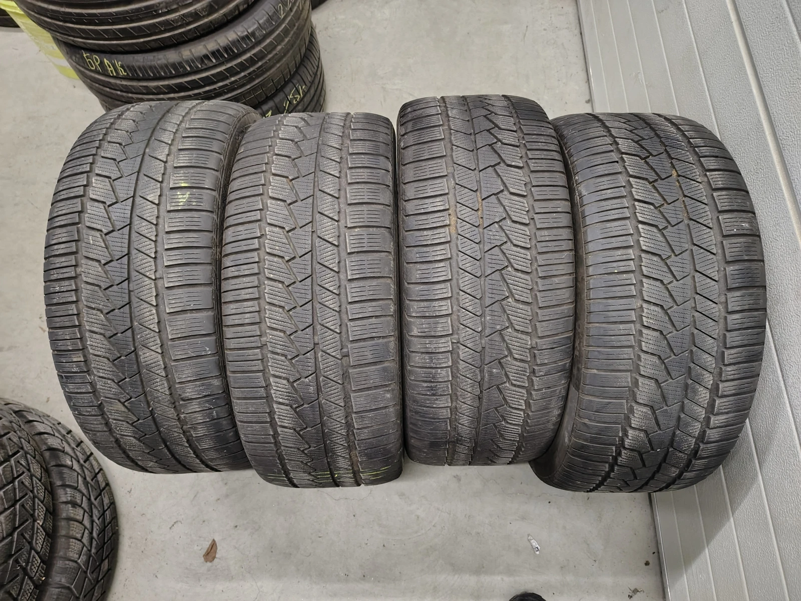 Гуми Зимни 245/45R19