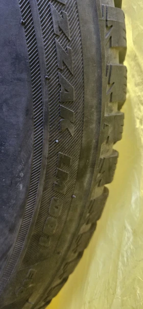 Гуми Зимни 195/65R15, снимка 3 - Гуми и джанти - 48935398