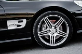 Mercedes-Benz SL 63 AMG AMG, снимка 17