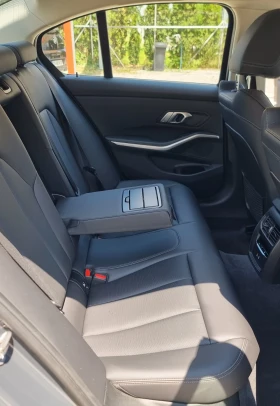 BMW 320 xDrive * 58000КМ * ПЪЛНА ИСТОРИЯ, снимка 15