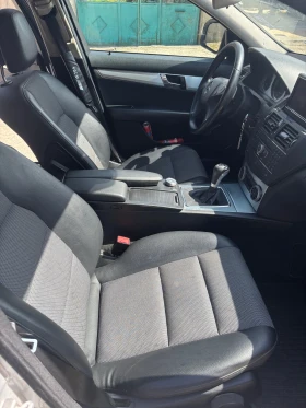 Mercedes-Benz C 220, снимка 10