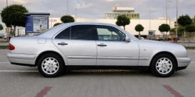Mercedes-Benz E 200 Е200 УНИКАТ ! ТОП СЪСТОЯНИЕ ОБСЛУЖЕН без забележки, снимка 2