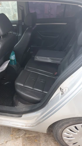 VW Golf 2.0 TDI 140 �.� | Mobile.bg � ����� ������ 5