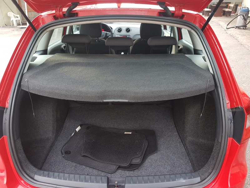Seat Ibiza 1.2i KATO HOBA, снимка 15 - Автомобили и джипове - 43846454