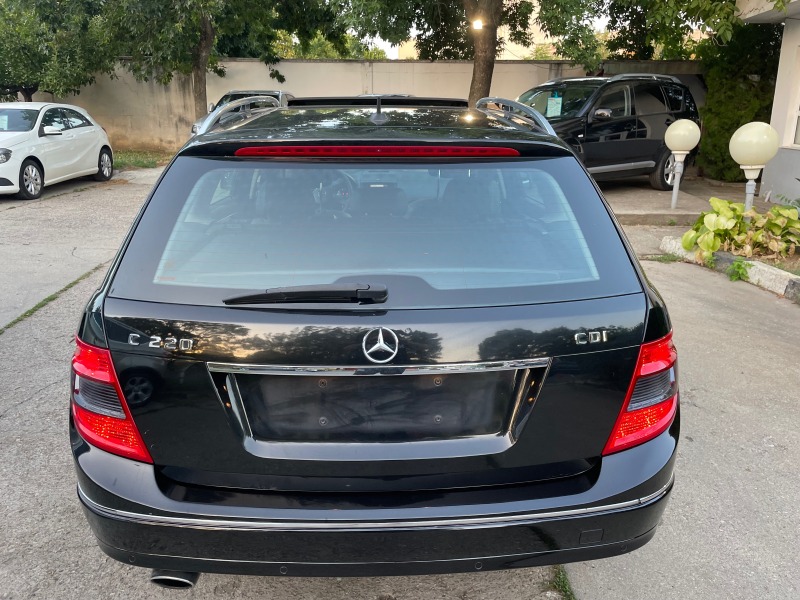 Mercedes-Benz C 220 Автоматик, снимка 5 - Автомобили и джипове - 46517956