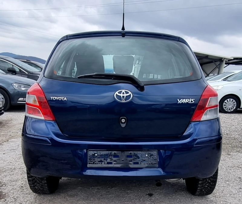 Toyota Yaris 1.33 vvti 100к.с., снимка 5 - Автомобили и джипове - 48677913