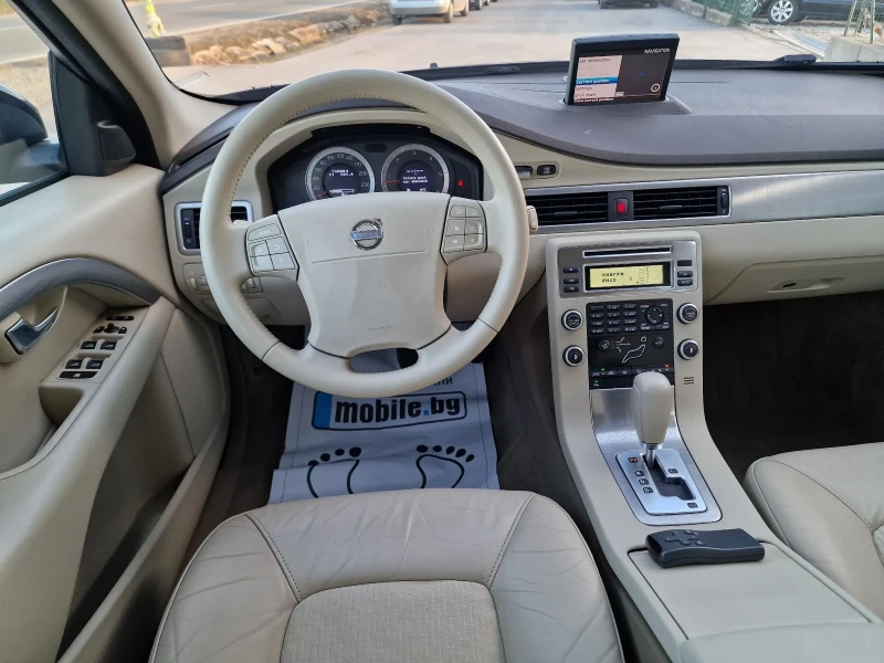 Volvo V70 150000km. Navi TOP, снимка 8 - Автомобили и джипове - 49065249