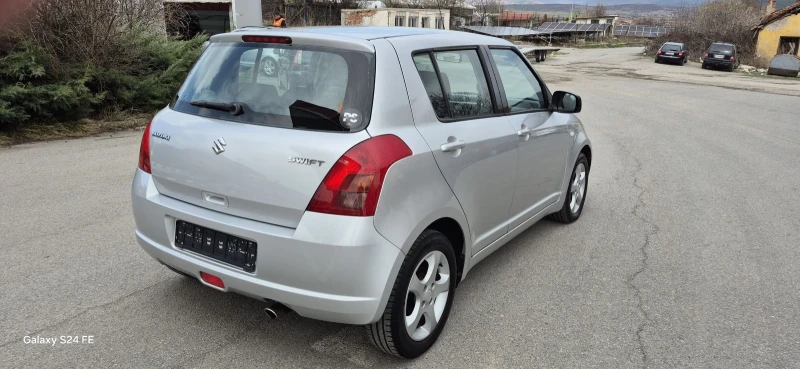 Suzuki Swift 1.3i КАТО НОВ, снимка 6 - Автомобили и джипове - 49505170