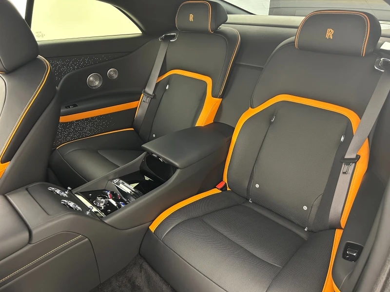 Rolls-Royce Spectre, снимка 14 - Автомобили и джипове - 50396942