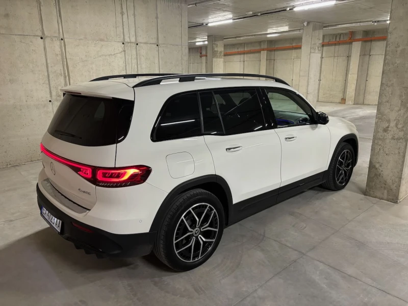 Mercedes-Benz EQB 300 4MATIC AMG, снимка 5 - Автомобили и джипове - 52486347
