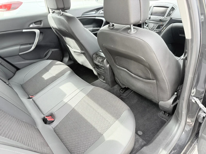 Opel Insignia 2.0cdti 140ps Limo FACELIFT Digital 156000км, снимка 15 - Автомобили и джипове - 51643063