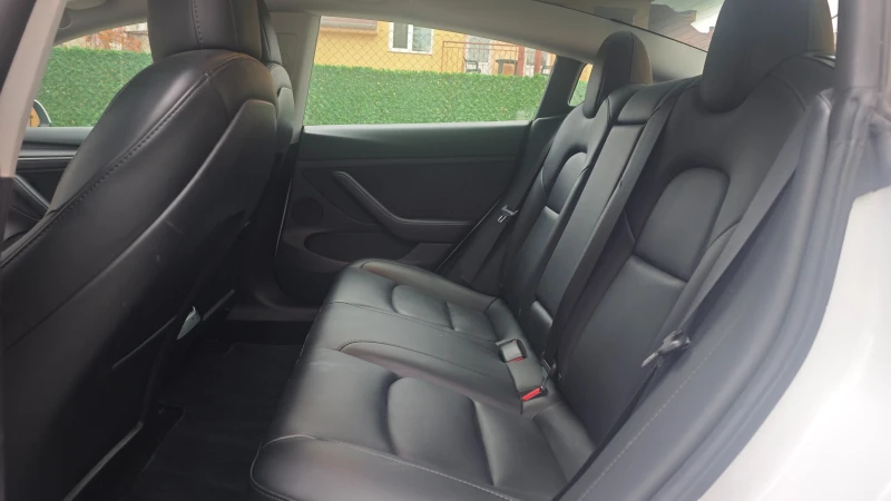 Tesla Model 3 Performance, снимка 8 - Автомобили и джипове - 51811766