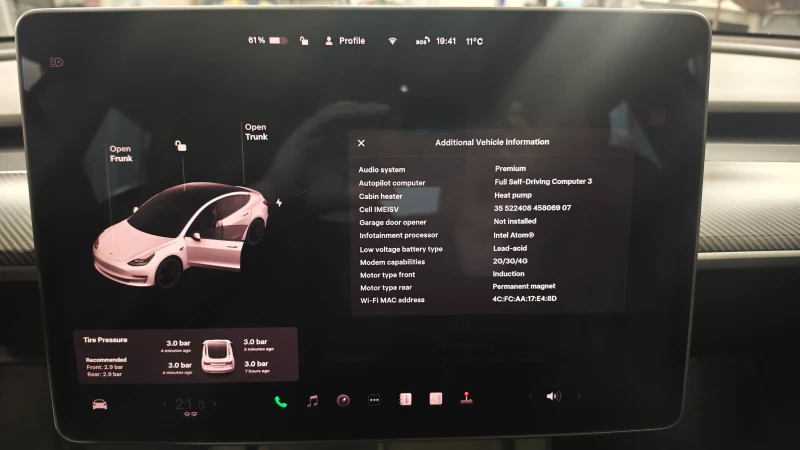 Tesla Model 3 Performance, снимка 14 - Автомобили и джипове - 51811766