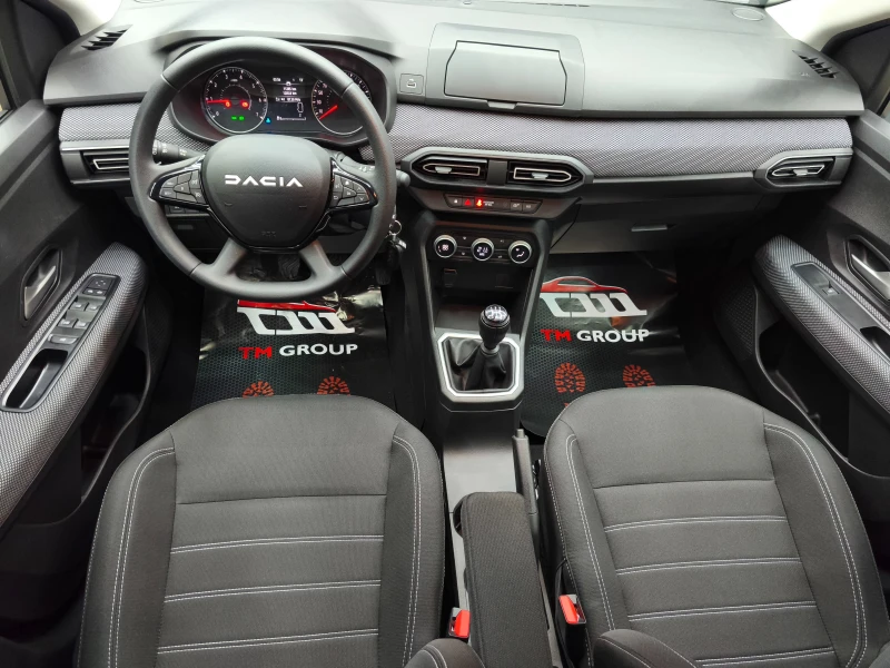 Dacia Sandero Face 1.0i GAS 11000k.m!, снимка 15 - Автомобили и джипове - 52037214