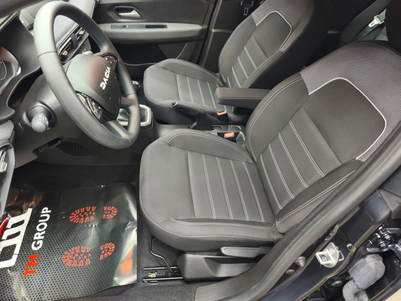 Dacia Sandero Face 1.0i GAS 11000k.m!, снимка 8 - Автомобили и джипове - 52037214