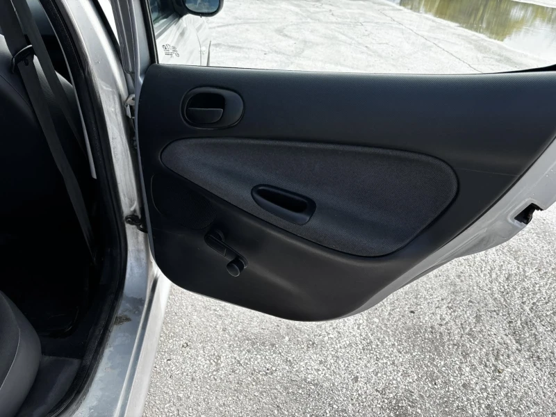 Peugeot 206 Plus, снимка 8 - Автомобили и джипове - 52220467