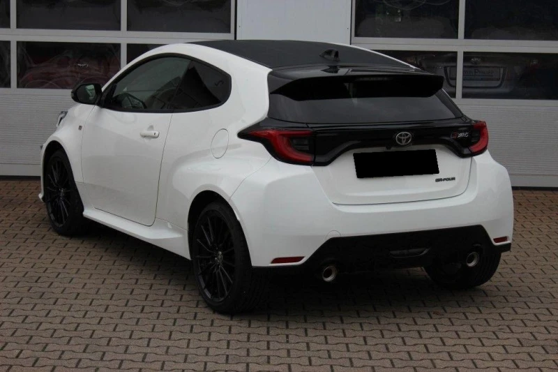 Toyota Yaris GR-FOUR LED CAMERA KEYLESS ACC, снимка 3 - Автомобили и джипове - 52228416