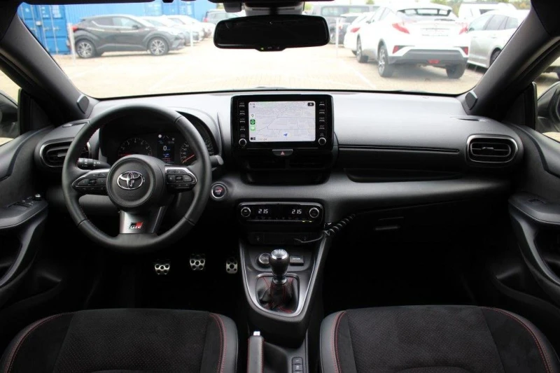 Toyota Yaris GR-FOUR LED CAMERA KEYLESS ACC, снимка 14 - Автомобили и джипове - 52228416