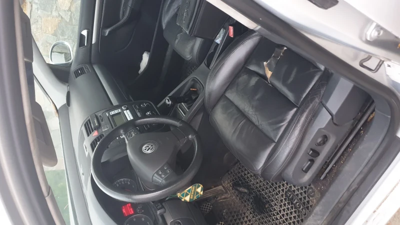 VW Golf 2.0 TDI 140 к.с, снимка 3 - Автомобили и джипове - 52265847