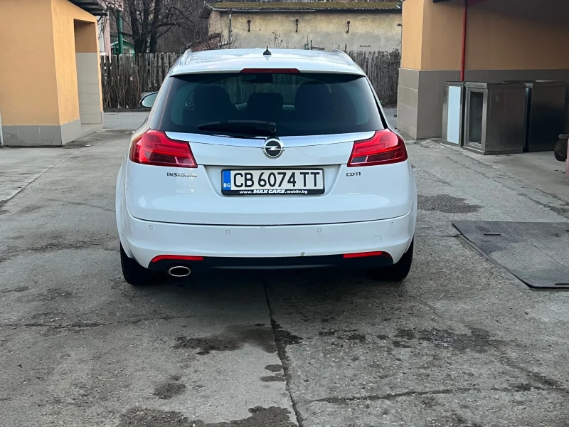 Opel Insignia Спешно !!! Коментар в рамките на разумното , снимка 3 - Автомобили и джипове - 52533210