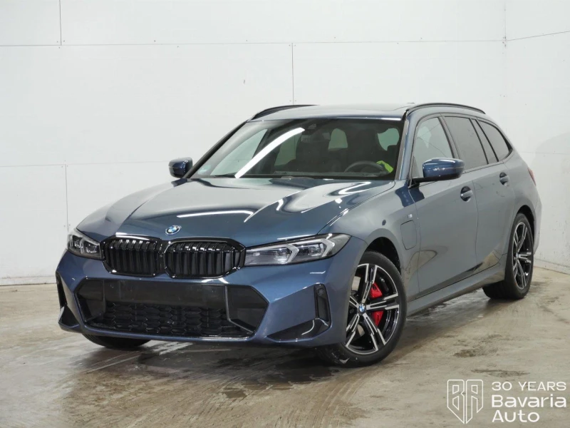 BMW 330 e xDrive Touring M Sport Paket Sportautomatic