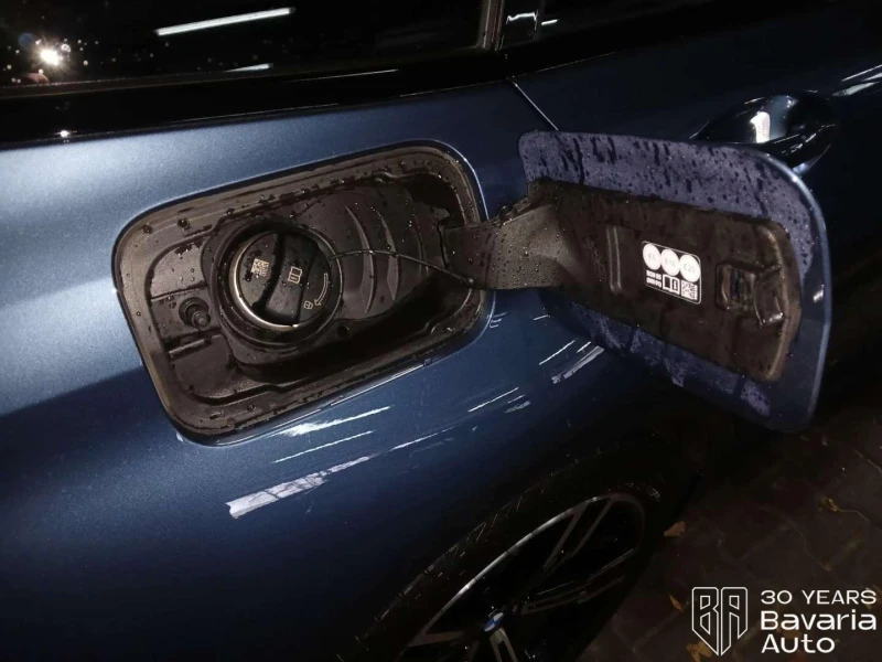 BMW 330 e xDrive Touring M Sport Paket Sportautomatic, снимка 15 - Автомобили и джипове - 52669528