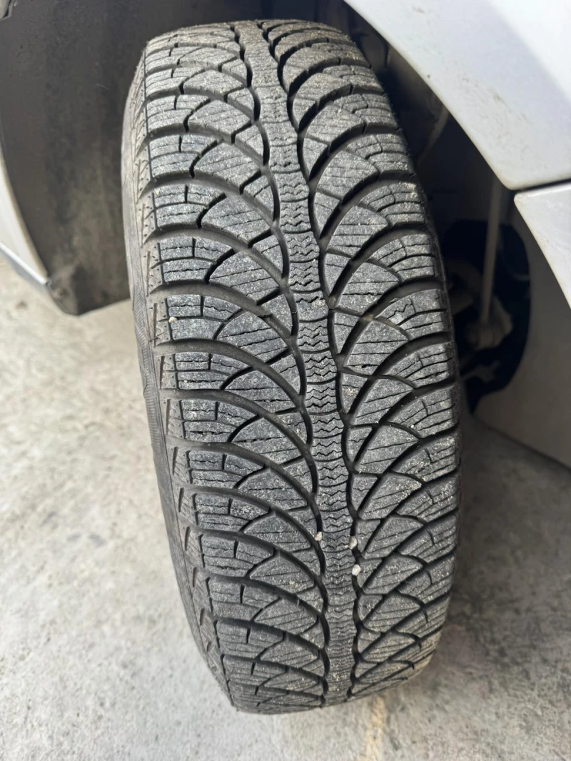 VW Polo 1.4, снимка 7 - Автомобили и джипове - 53141414