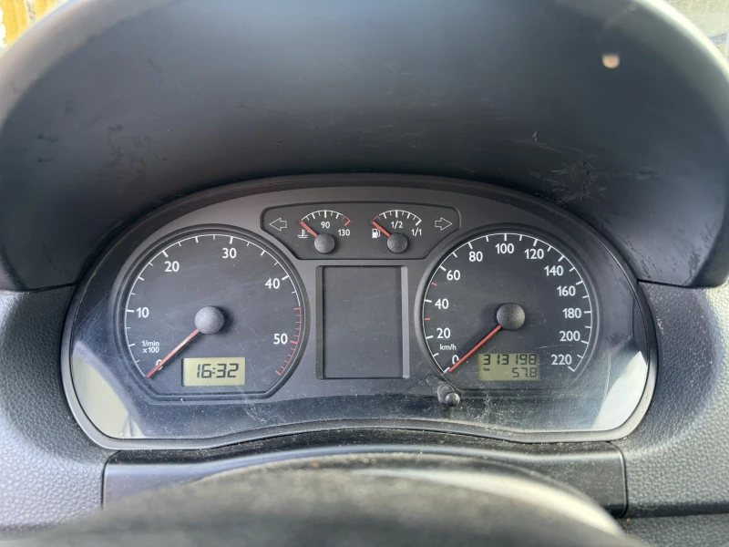 VW Polo 1.4, снимка 9 - Автомобили и джипове - 53141414