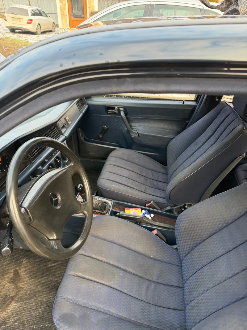 Mercedes-Benz 190, снимка 7 - Автомобили и джипове - 53154904
