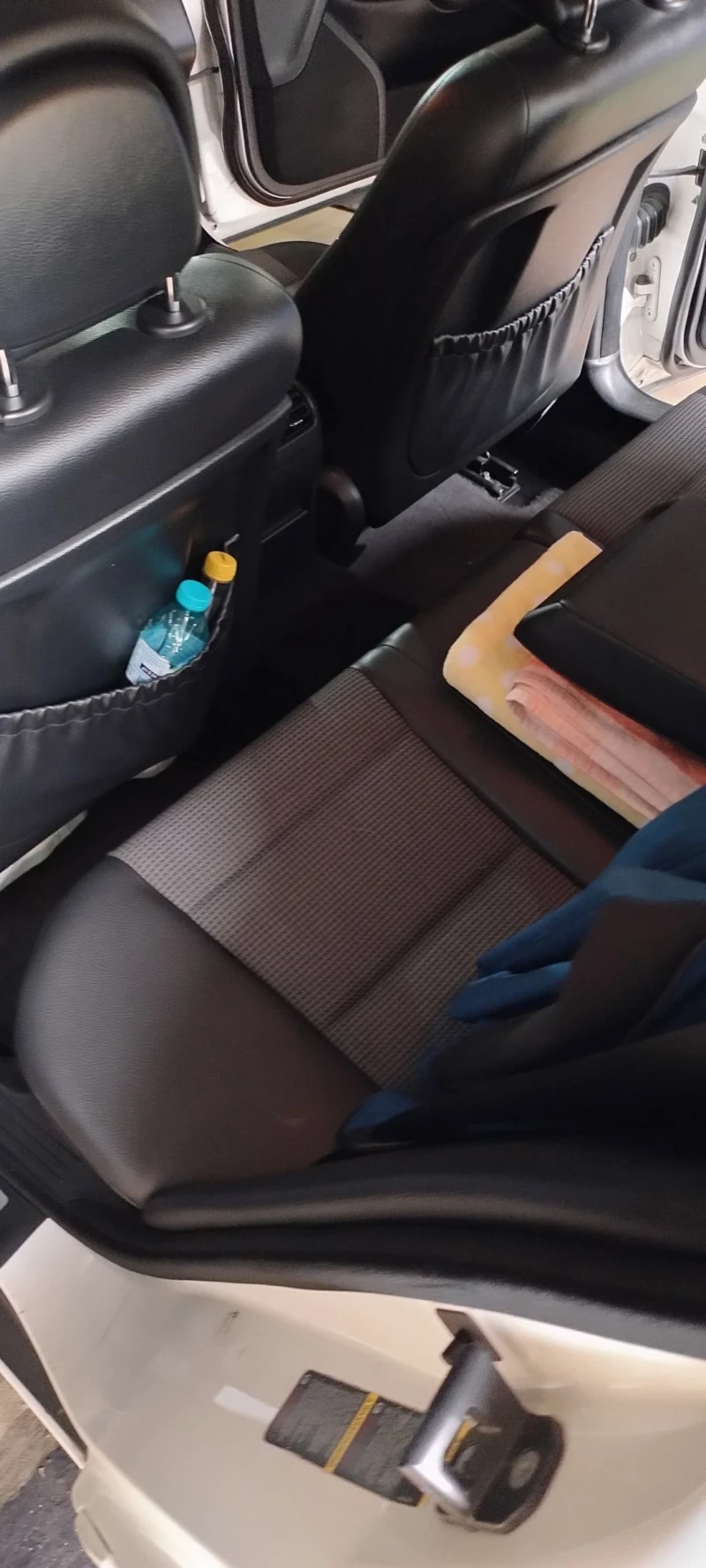 Mercedes-Benz C 200 Дизел, снимка 15 - Автомобили и джипове - 53200914