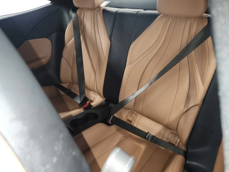 Mercedes-Benz CLE * 300 * DISTRONIC / AMBIENT / 360 / Burmester 3D, снимка 12 - Автомобили и джипове - 53248598