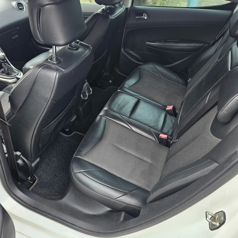 Peugeot 308, снимка 8 - Автомобили и джипове - 53289108