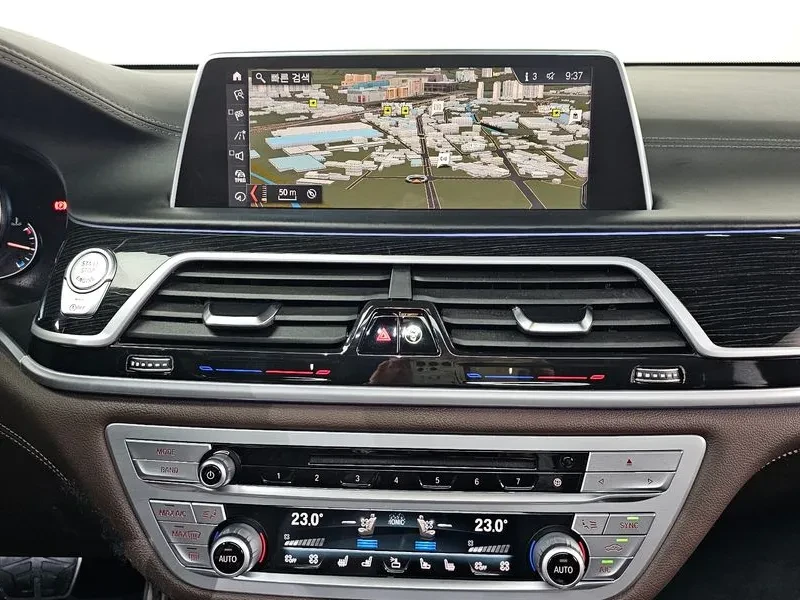 BMW 730 Ld xDrive M Sports - САМО 30% АВАНС, снимка 13 - Автомобили и джипове - 55845255