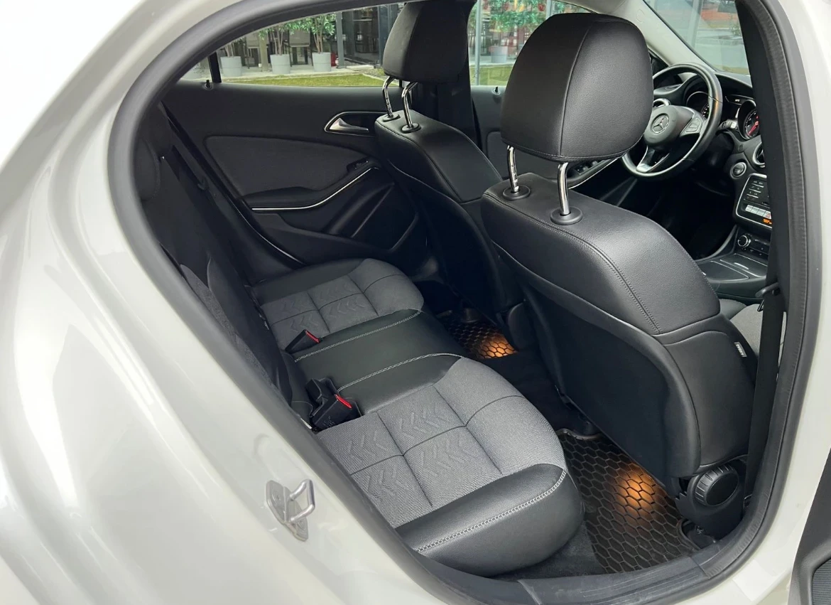 Mercedes-Benz GLA 180 64 000    | Mobile.bg   16