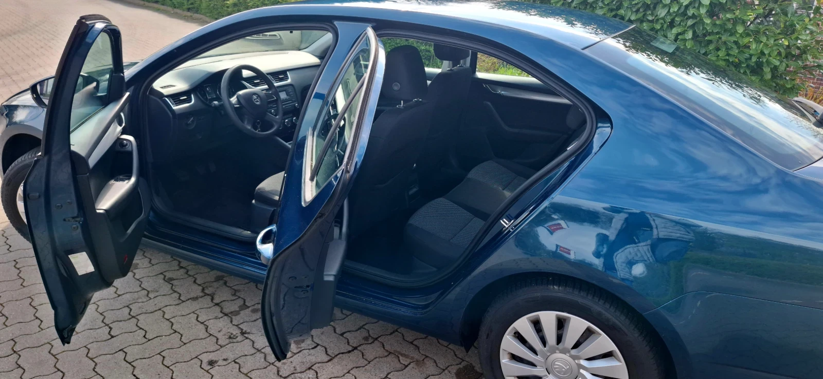 Skoda Octavia Оригинална ACTIVE 1.2 TSI НА 100% Реални Километри - изображение 9
