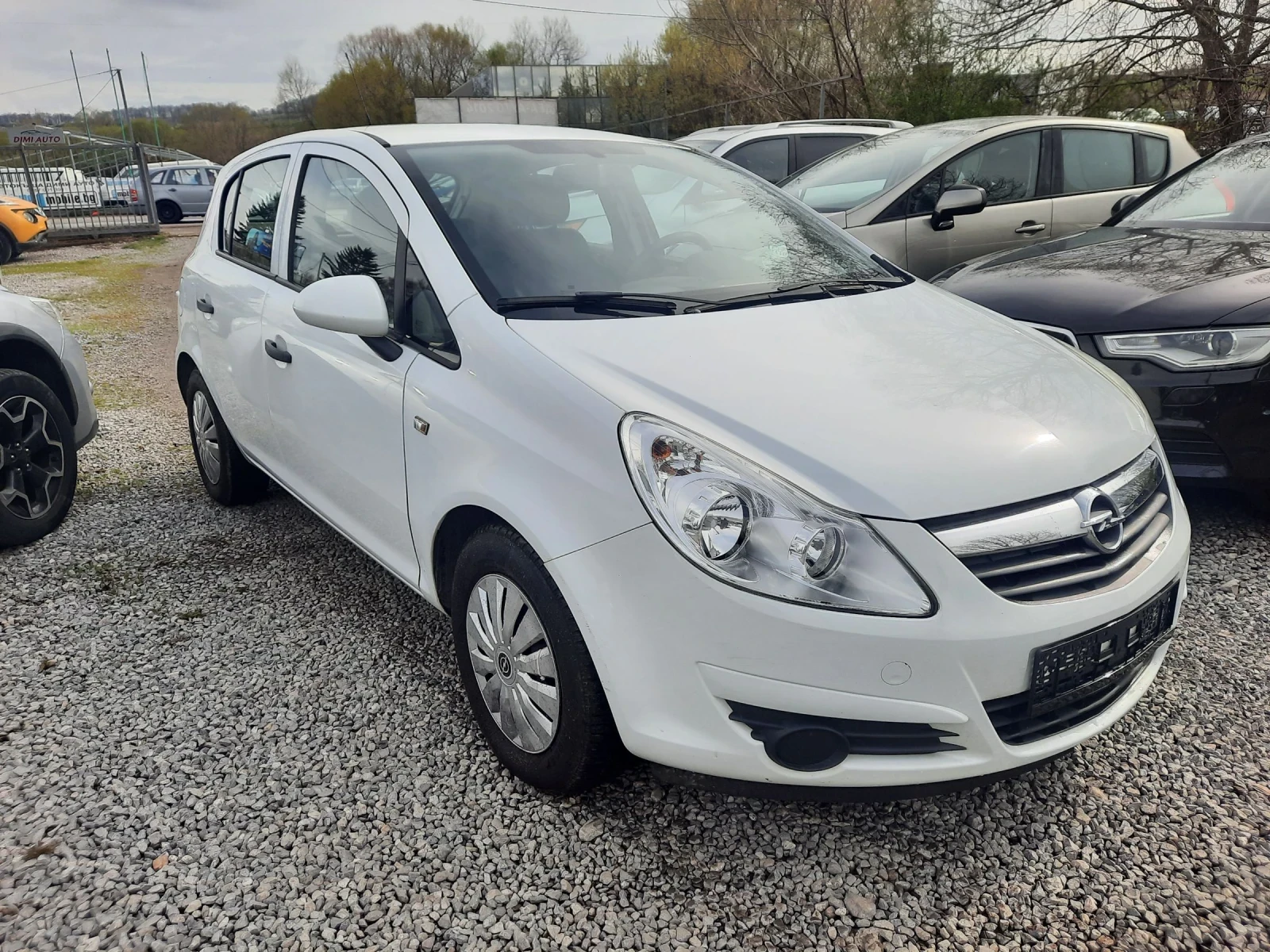 Opel Corsa 1 4i 90 к.с. - изображение 2