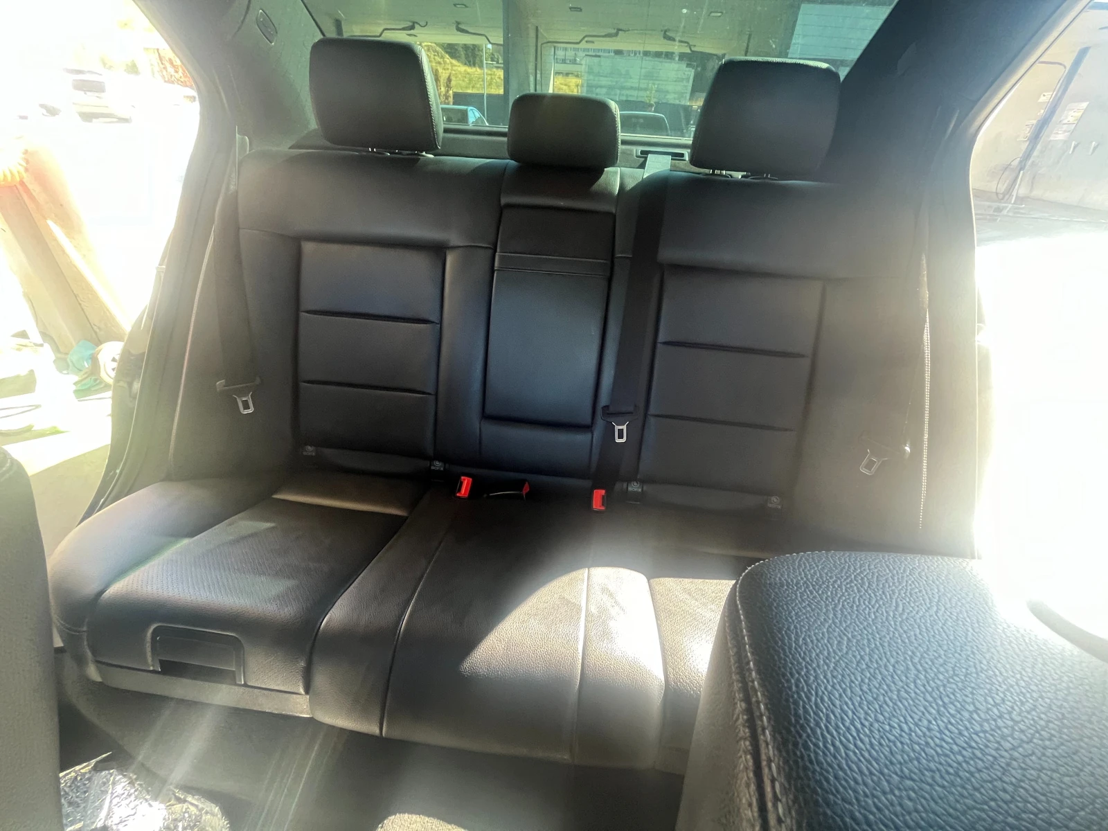 Mercedes-Benz E 200  - изображение 4