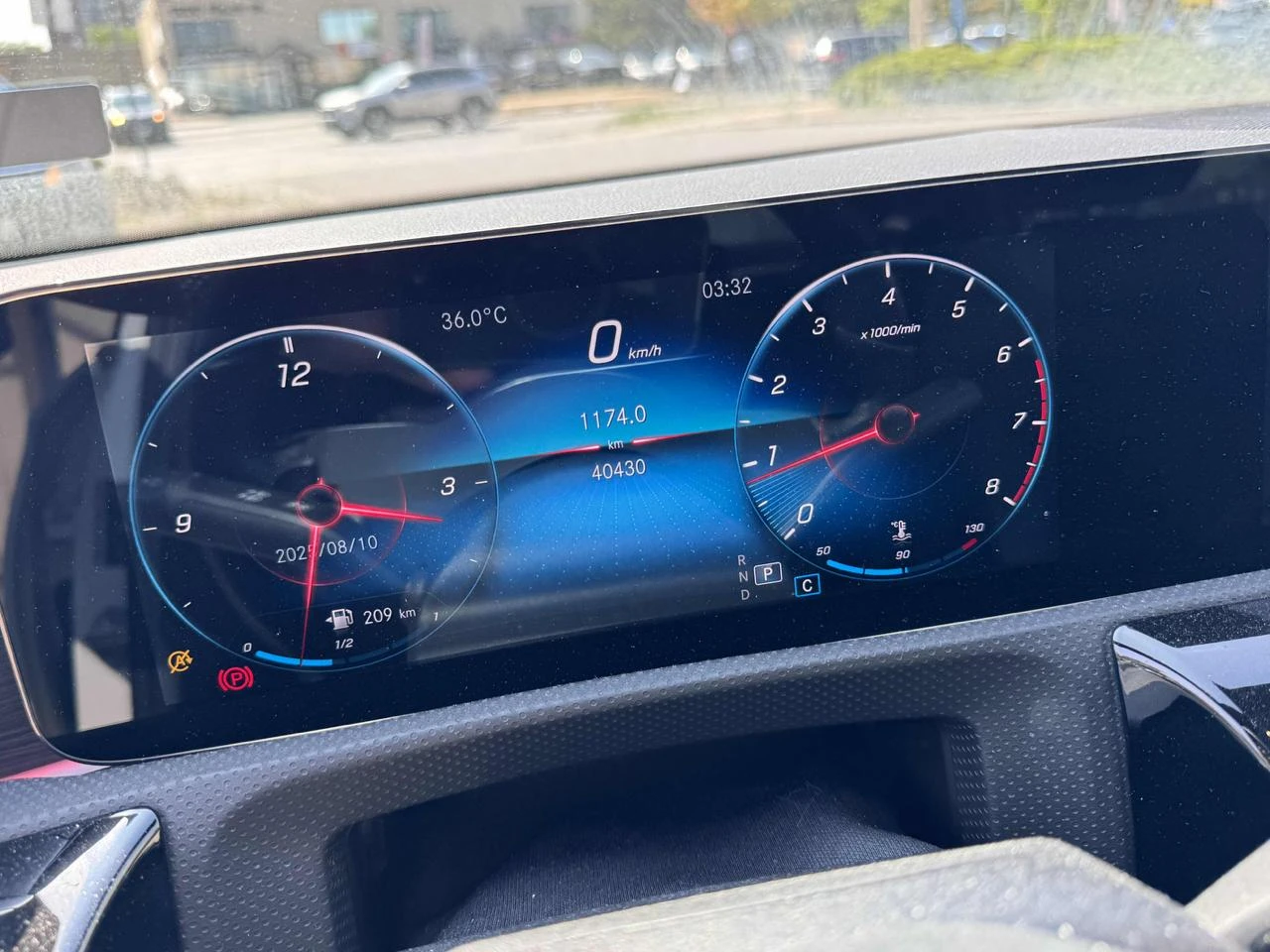 Mercedes-Benz A 220 4MATIC* Авто финансиране* Карфакс - изображение 8