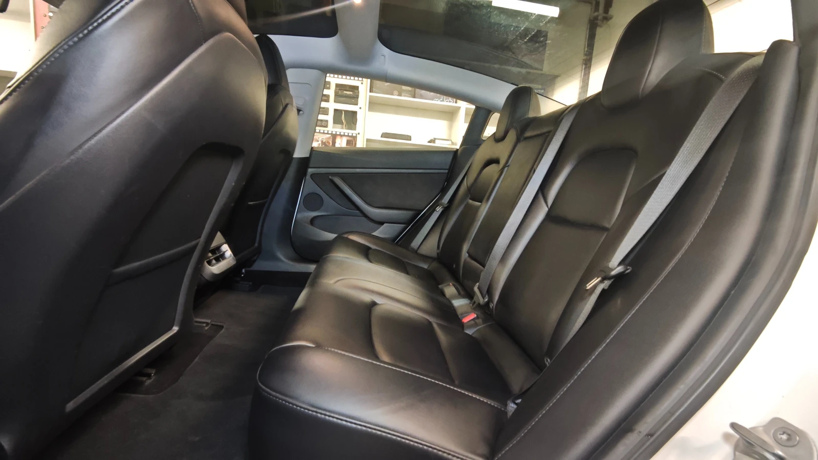 Tesla Model 3 Performance | Mobile.bg � ����������� 11