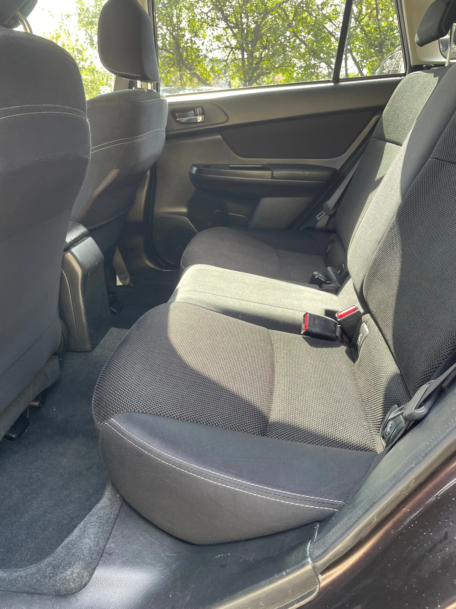 Subaru XV 2.0 150 6  | Mobile.bg   11