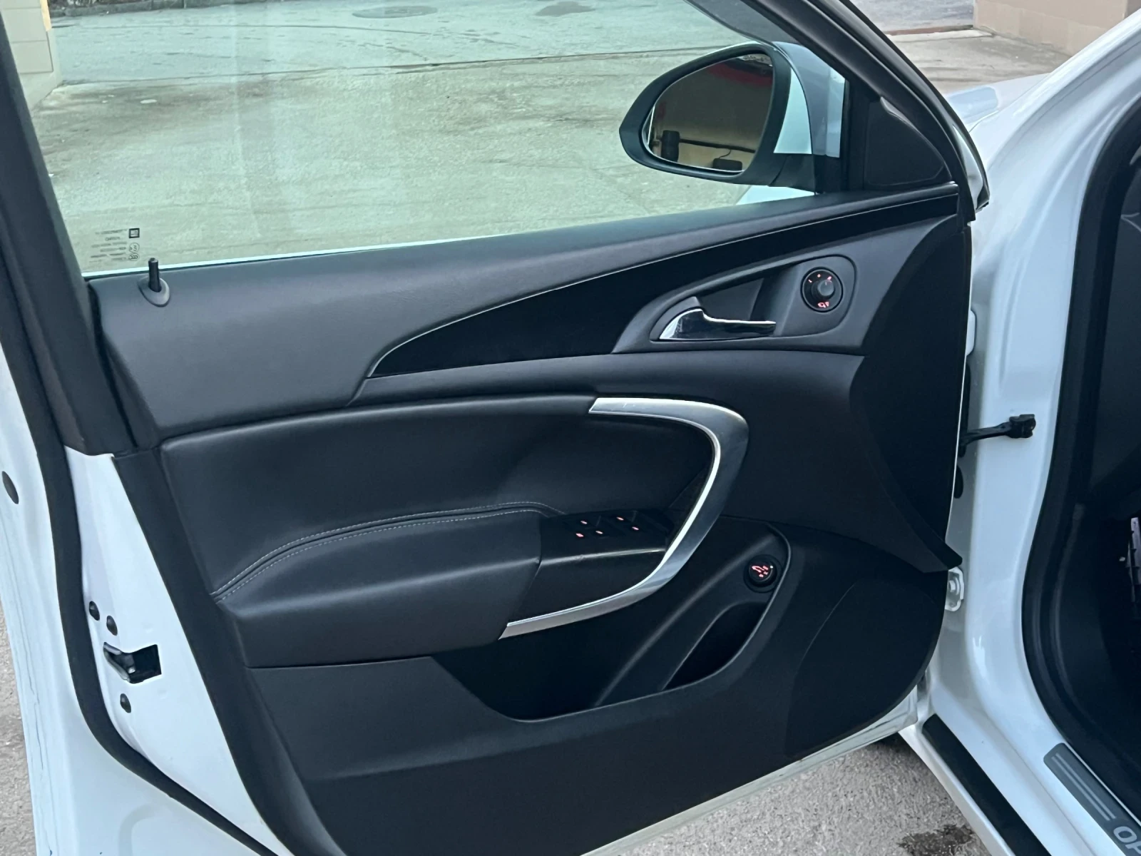 Opel Insignia  - изображение 9