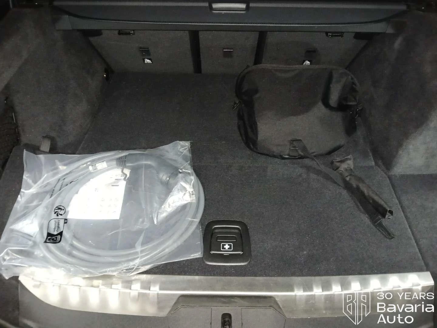 BMW 330 e xDrive Touring M Sport Paket Sportautomatic | Mobile.bg   14