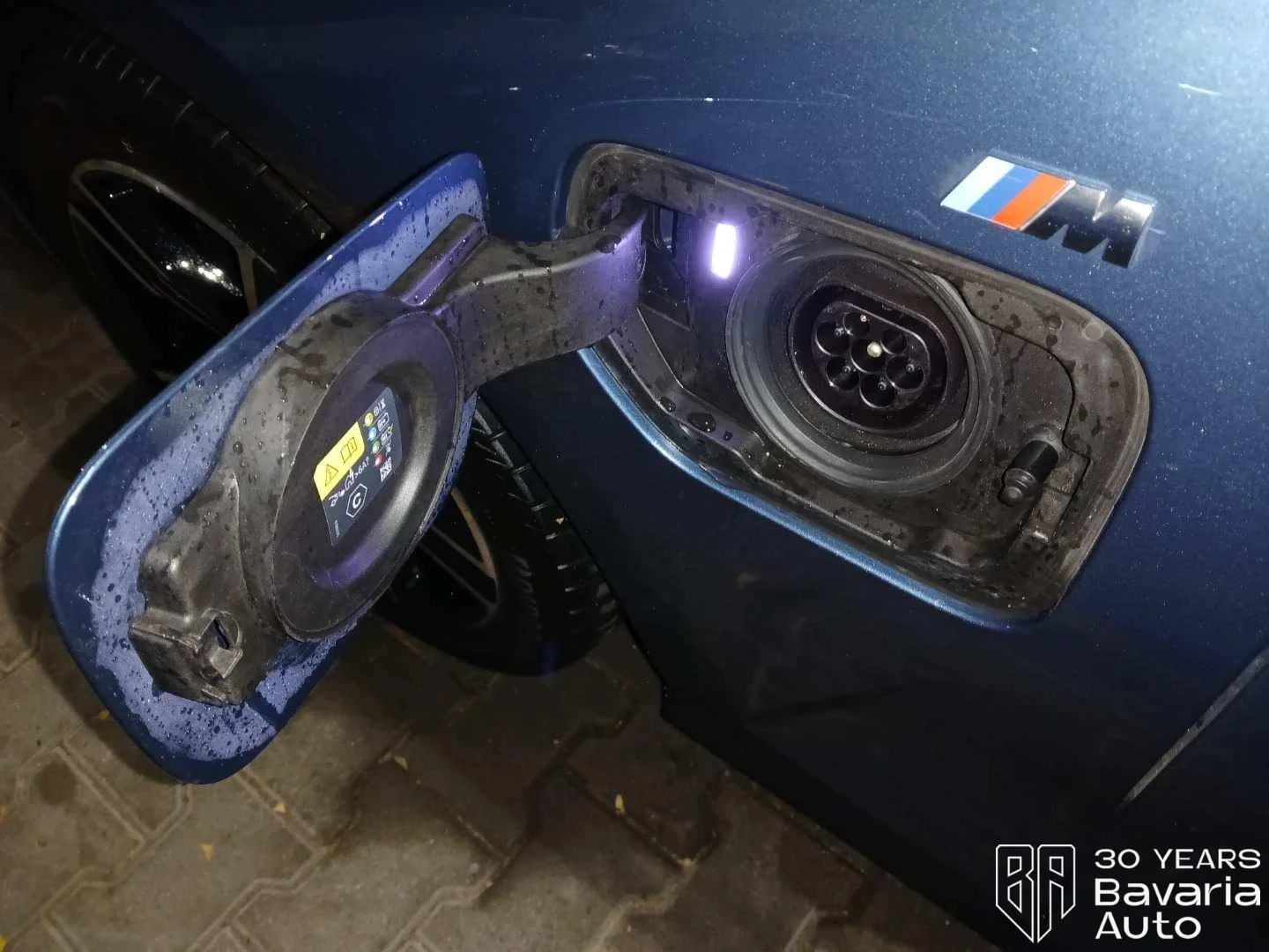 BMW 330 e xDrive Touring M Sport Paket Sportautomatic | Mobile.bg   13