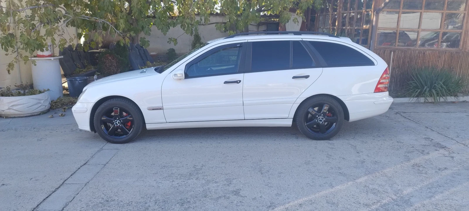 Mercedes-Benz C 200 Дизел - изображение 2