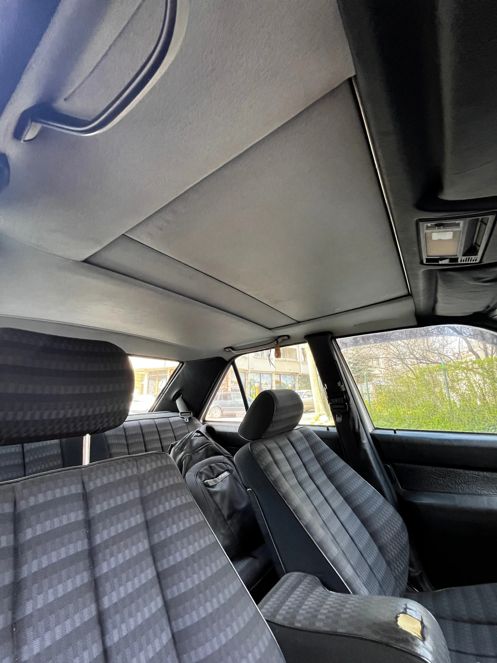 Mercedes-Benz 190 1.8 LPG, снимка 7 - Автомобили и джипове - 54043646