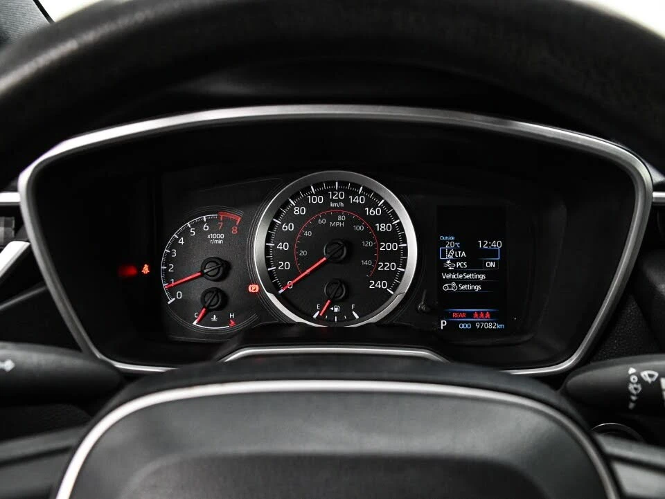 Toyota Corolla АвтоКредит* (ЦЕНА ДО БГ), снимка 12 - Автомобили и джипове - 54070273