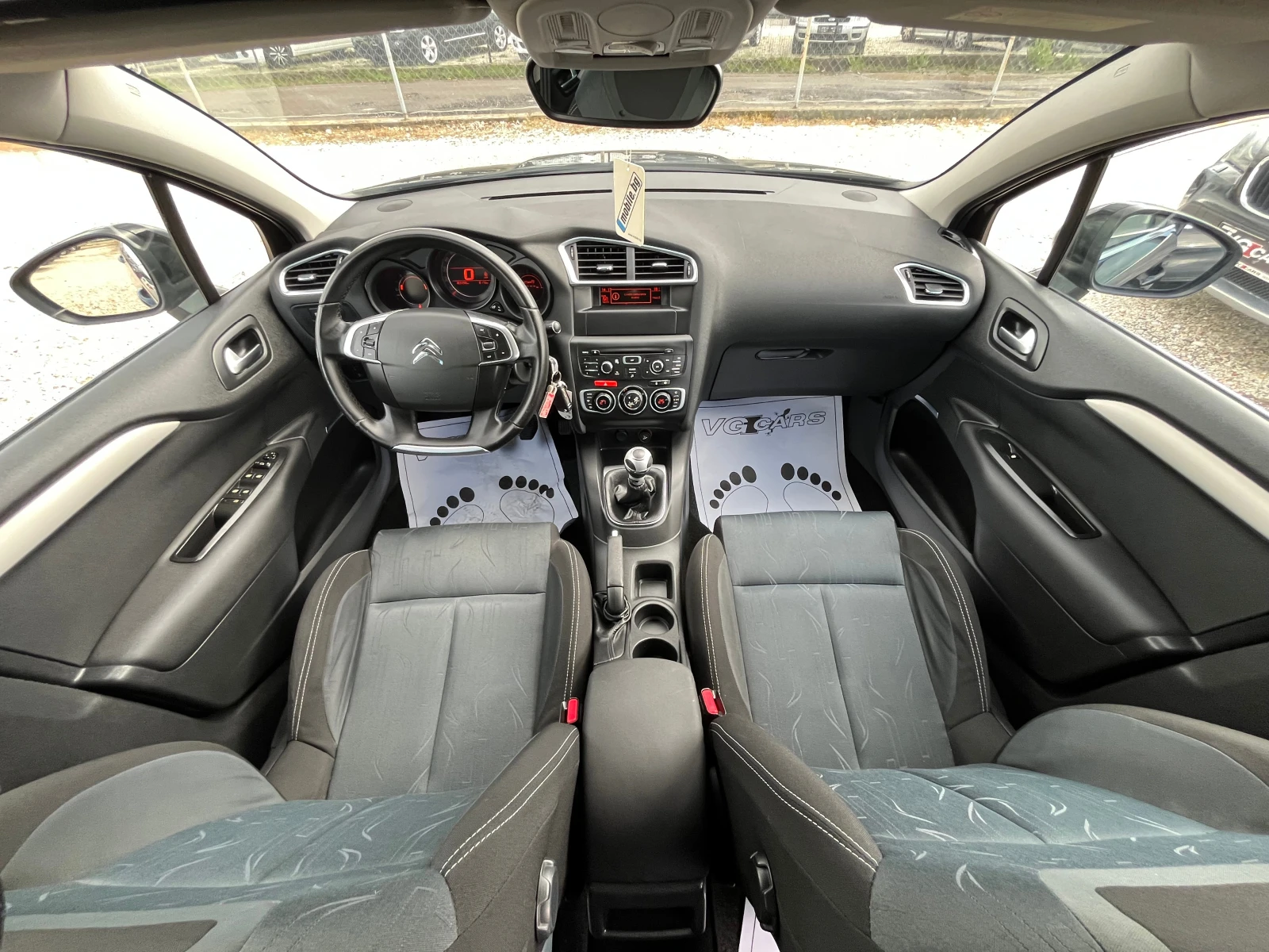 Citroen C4 1.6 i, GAZ-120к.с., ЛИЗИНГ, снимка 9 - Автомобили и джипове - 54158342